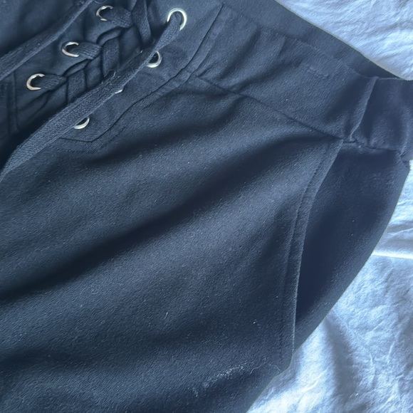 Ladies joggers - Picture 4 of 4